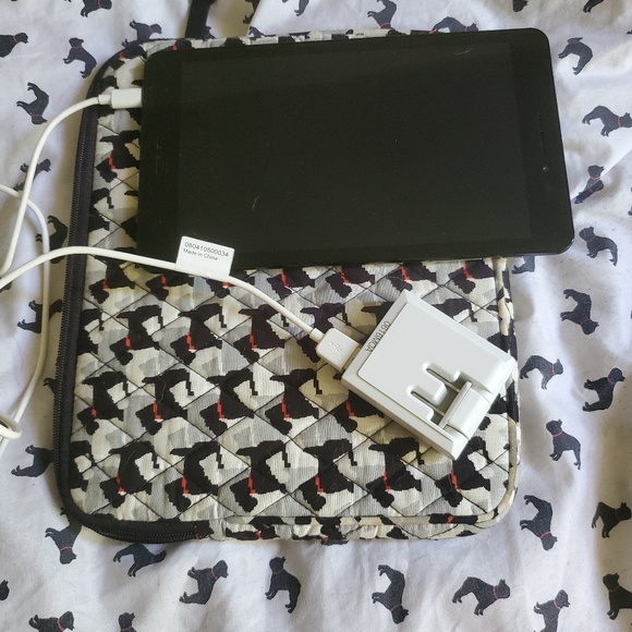 Vera Bradley Accessories - Vera Bradley Case